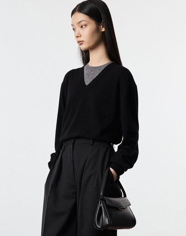 Layered V-Neck Knit Top (Black)