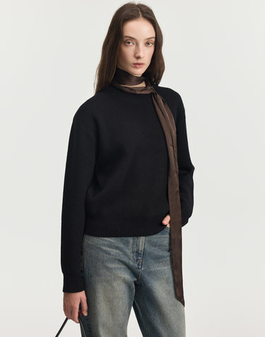 Button-Detail Knit (Black)