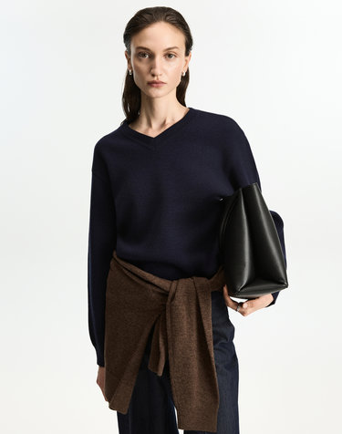 Cashmere Blended V-Neck Knit Top (Navy)