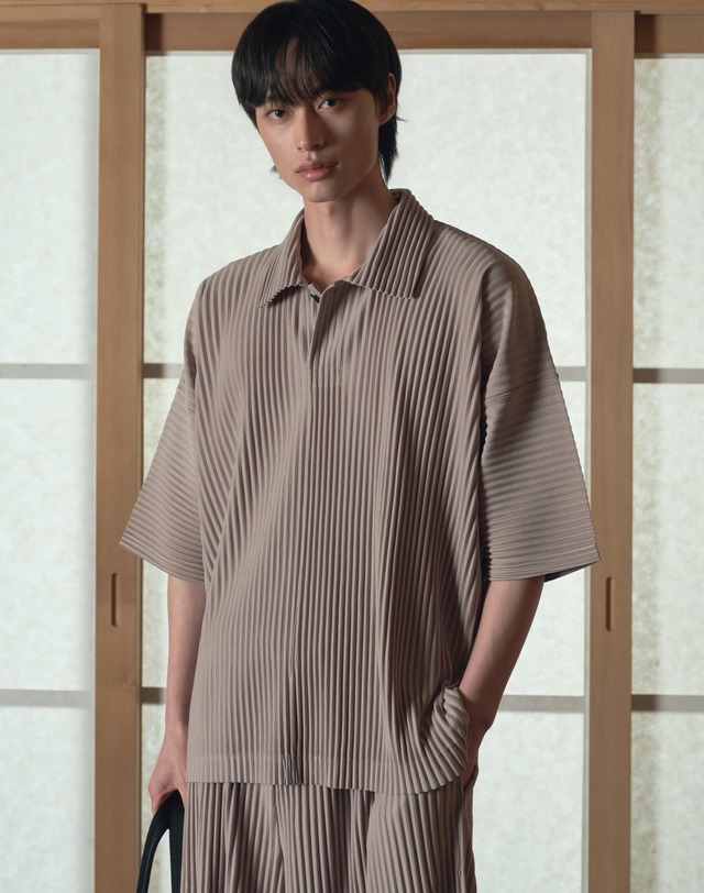 요요기 플리츠 바이 티엔지티 Yoyogi Pleats Polo & Shorts (Beige) 베이지 착용컷