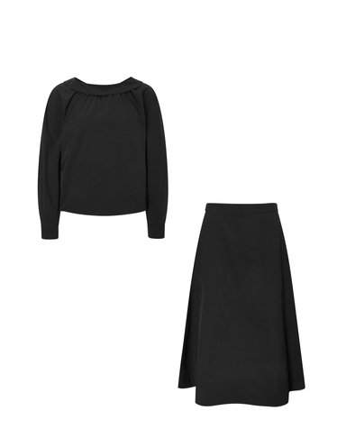 [SET] 블랙 셔링 블라우스 (일본수입소재) + 플레어 스커트