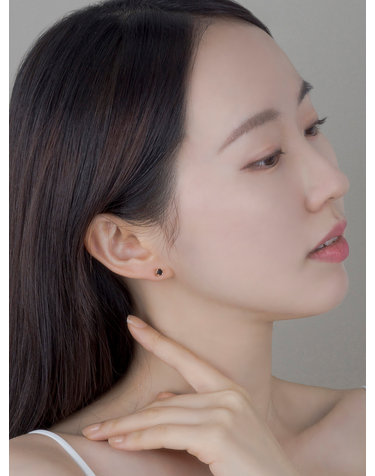 베이직 블랙 큐빅 귀걸이_샴페인골드/실버