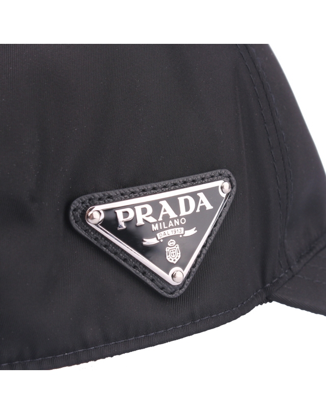 프라다 [PRADA] 삼각 로고 나일론 볼캡 1HC274 2DMI F0002 착용컷