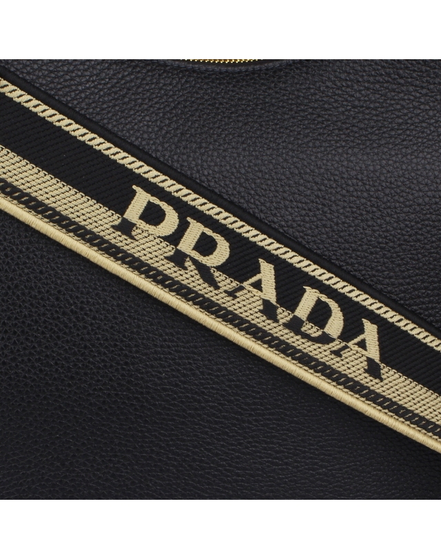 프라다 [PRADA] 삼각로고 숄더백 1BC178 2DKV F03C3 착용컷
