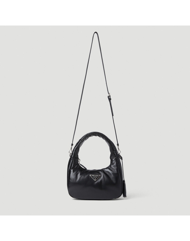 프라다 [PRADA] 소프트 패딩 나파 토트백 1BA384 2DYI F0002 착용컷