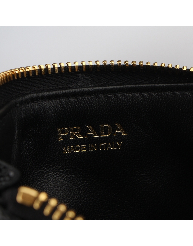 프라다 [PRADA] 사피아노 지퍼 카드 지갑 1MC086 QHH F0002 착용컷