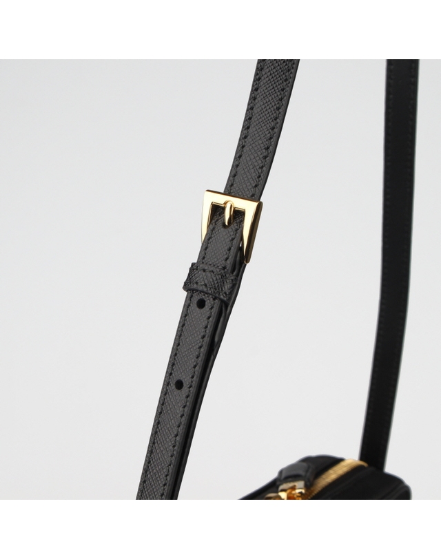 프라다 [PRADA] 리나일론 숄더백 1NE057 2C05 F0002 착용컷