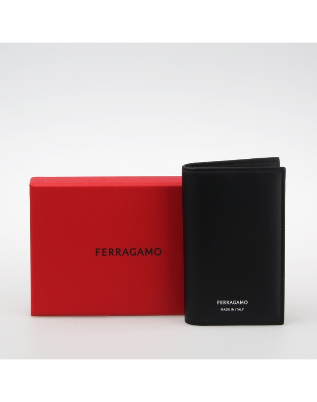 살바토레 페라가모 [FERRAGAMO] 로고 카드 지갑 66 1332 0770104 착용컷