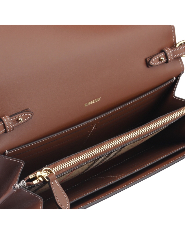 버버리 [BURBERRY] 빈티지 체크 디태처블 숄더백 8058002 착용컷