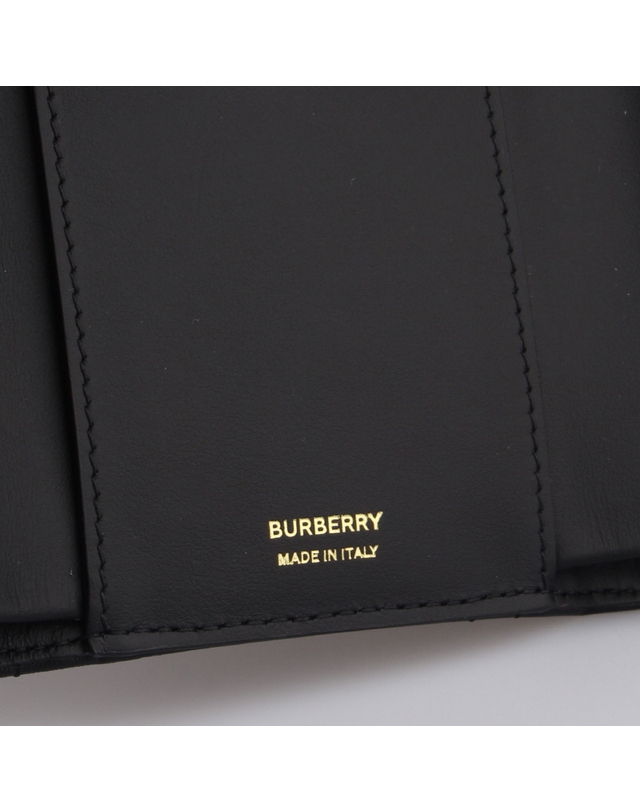 버버리 [BURBERRY] TB 퀼팅 롤라 반지갑 8062372 착용컷