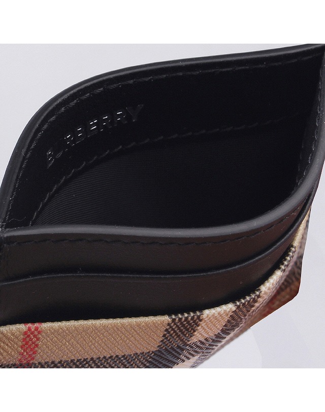 버버리 [BURBERRY] 빈티지 체크 카드 지갑 8069822 착용컷