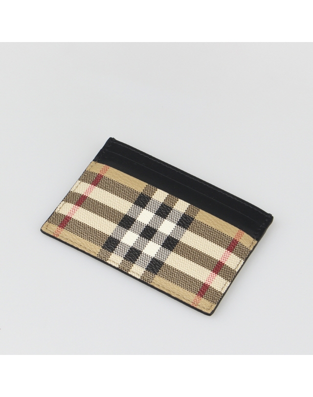 버버리 [BURBERRY] 빈티지 체크 카드 지갑 8084175 착용컷