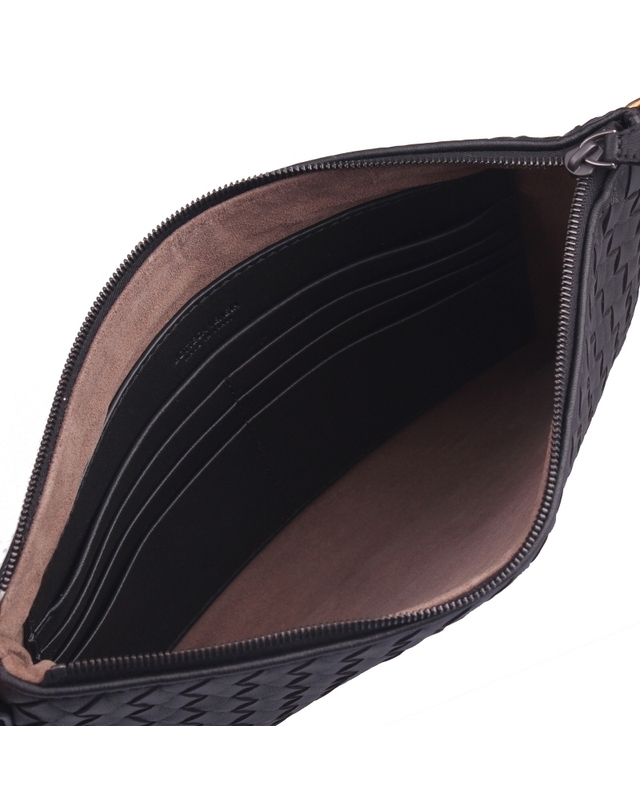 보테가 베네타 [BOTTEGA VENETA] 인트레치아토 체인 클러치 510282 VO0AD 1000 착용컷