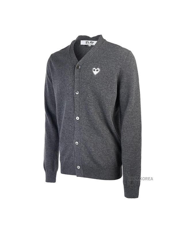 꼼데가르송 [꼼데가르송] FW24 공용 와펜 가디건 AX N062 051 3 GREY 착용컷