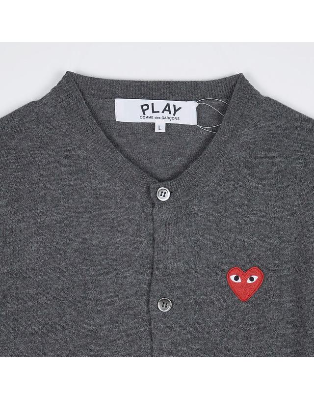 꼼데가르송 [꼼데가르송] FW25 공용 레드 하트 가디건 AX N007 051 GREY 착용컷