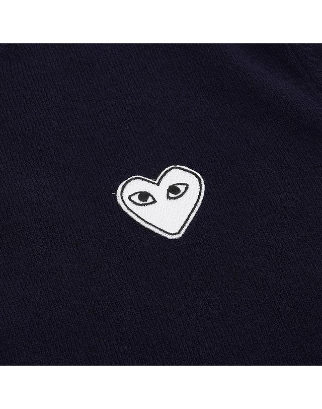 꼼데가르송 [꼼데가르송] FW25 공용 화이트하트 와펜 가디건 AX N061 051 NAVY 착용컷