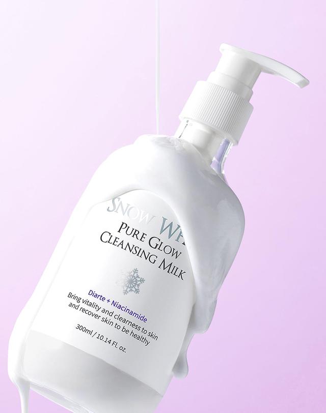 뷰티레시피 스노우화이트 퓨어 글로우 클렌징밀크 300ml 착용컷