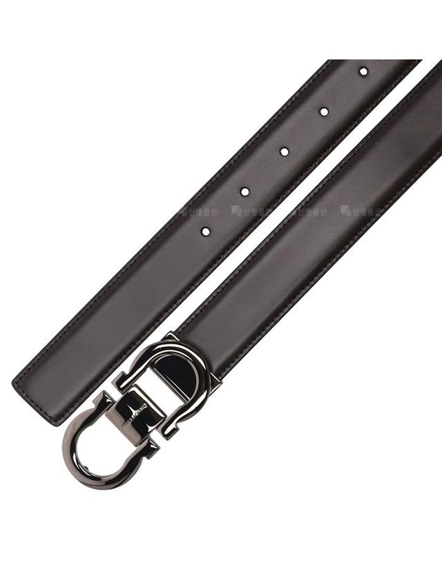 살바토레 페라가모 페라가모 간치니 양면 프리컷팅 67 0326 HICKORY NERO 770943 페라가모 간치니 남성 벨트 착용컷