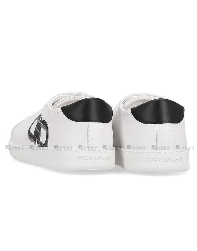 살바토레 페라가모 페라가모 간치니 BRANDY1 BIANCO OTTICO 780991 페레가모 브랜디 남성 스니커즈 운동화 착용컷