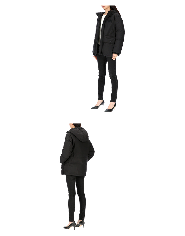 버버리 버버리 EKD 로고 8072664 W ARLEBROOK 여성 숏 패딩 착용컷