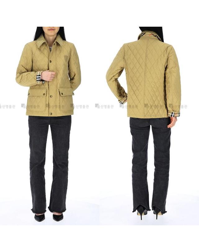 버버리 버버리 B 로고패치 8097996 W WW TAL 8 4 507 버버리 여성 퀼팅 자켓 착용컷