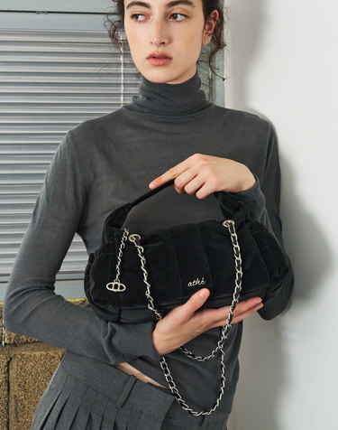 [SOIR] 블랙 벨벳폴리 수아르 숄더백S