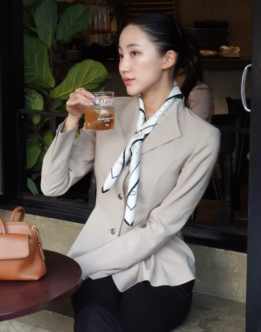 [BLANC] 블랑 아이보리 도트 정사각 실크 스카프 (링포함)