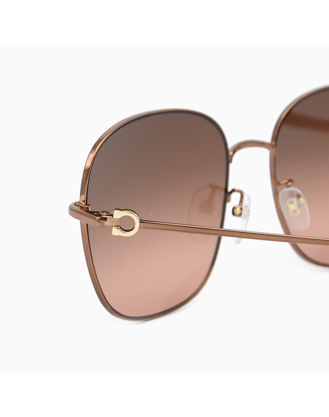살바토레 페라가모 FERRAGAMO 페라가모 선글라스 SF257SK 763_버건디 착용컷