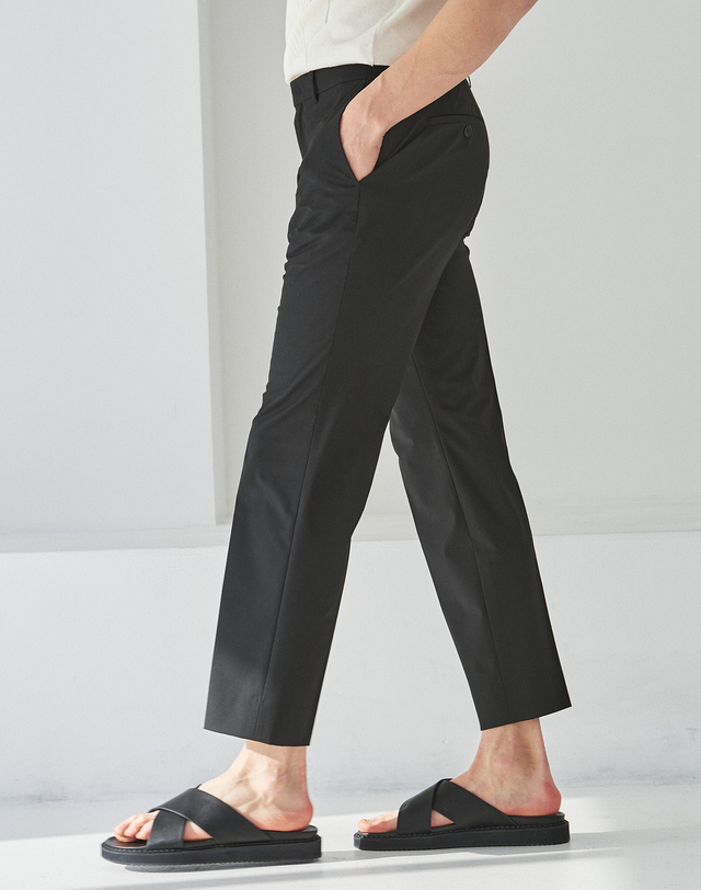 캐시미어하우스 [Murray Allan]테이퍼트 스트레치 팬츠Tapered Stertch Pants(BK) 착용컷