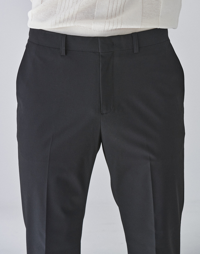캐시미어하우스 [Murray Allan]테이퍼트 스트레치 팬츠Tapered Stertch Pants(BK) 착용컷