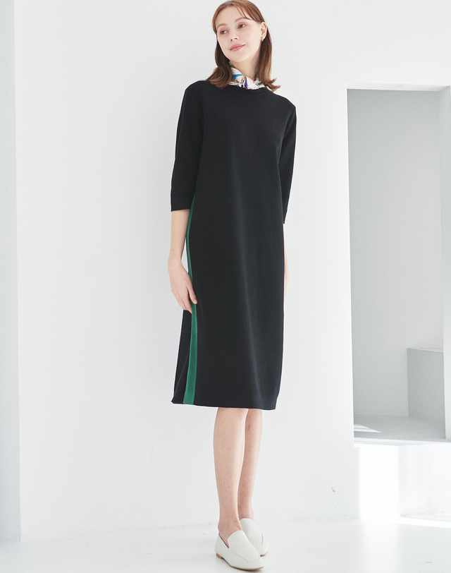 캐시미어하우스 [Murray Allan]사이드 라인 컬러 포인트 드레스Side Line Color Point Dress(BK) 착용컷