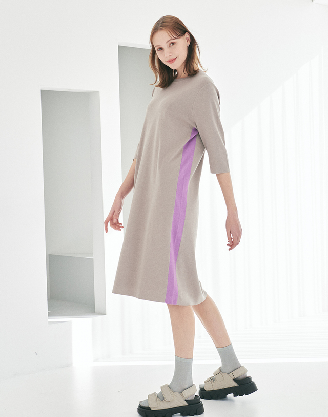 캐시미어하우스 [Murray Allan]사이드 라인 컬러 포인트 드레스Side Line Color Point Dress(MD) 착용컷