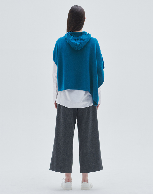 캐시미어하우스 [Cashmere Class] 100%캐시미어 언발란스 후드 베스트Unbalance hoody vest(Sapphire) 착용컷