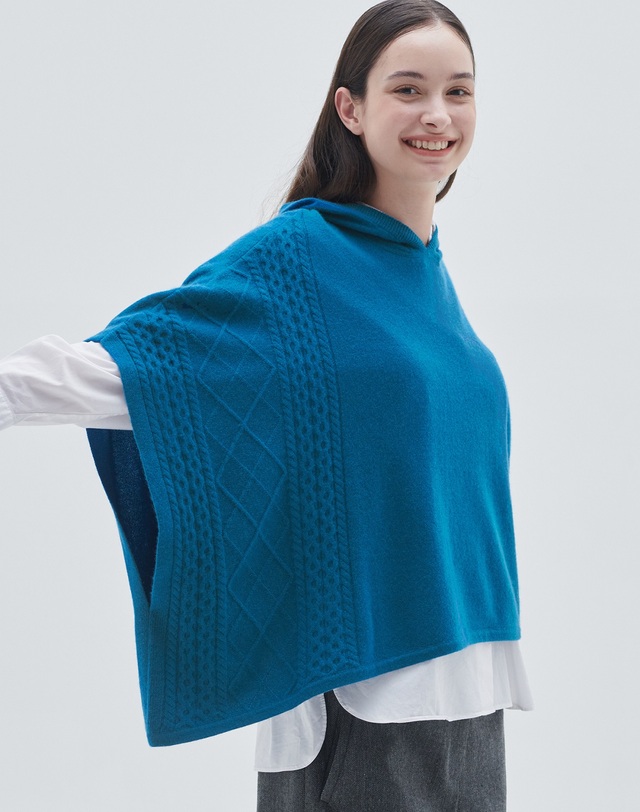 캐시미어하우스 [Cashmere Class] 100%캐시미어 언발란스 후드 베스트Unbalance hoody vest(Sapphire) 착용컷