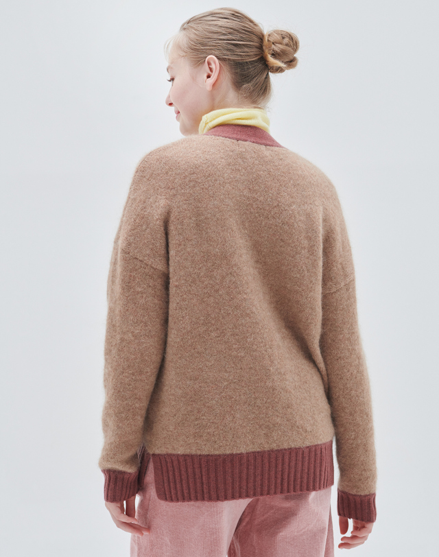 캐시미어하우스 [Murray Allan]모헤어 가디건Mohair cardigan(Caramel) 착용컷