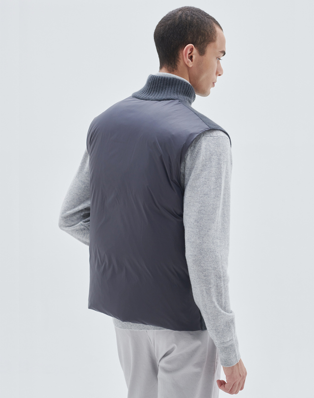 캐시미어하우스 [Murray Allan]100% 캐시미어 투웨이집업캐시미어구스믹스패딩조끼Two-way Zip up mix the goose vest_Cement(CE) 착용컷