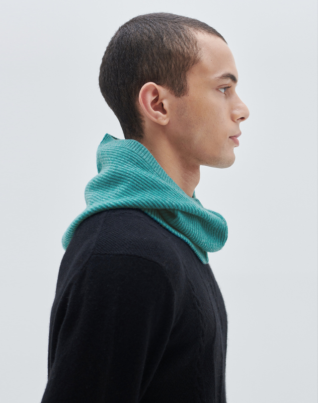 캐시미어하우스 [Murray Allan] 100%캐시미어 후드 넥 워머Hoody warmer(Emerald Grey) 착용컷