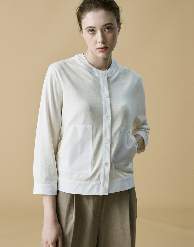 캐시미어하우스 [Cashmere Class]우븐 & 니트 소재 믹스매치 라운드 자켓 Short compact round jacket(Whie) 착용컷