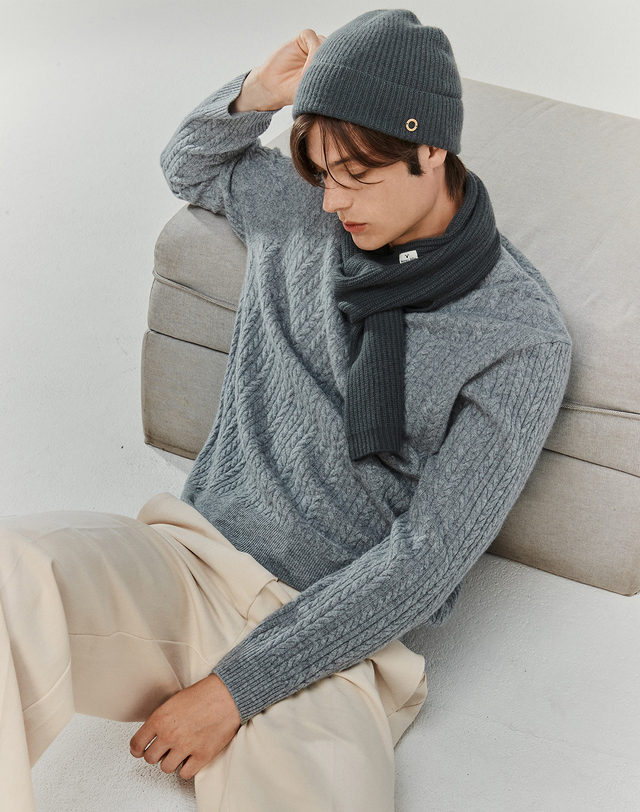 캐시미어하우스 [Murray allan] 100%캐시미어 니트하찌조직 쁘띠 스카프 7GGFullcardigan Petit scarf_Stone 착용컷