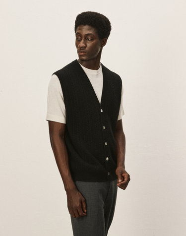 [Murray Allan] 100%캐시미어 V-neck cable vest_BLACK(BK) M43MVT004BK