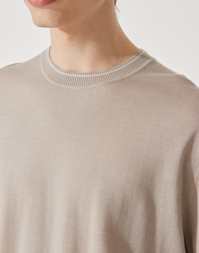 캐시미어하우스 [Murray Allan]Line Round Collar Half Sleeve Pullover_Mud M42MPU001MD 착용컷