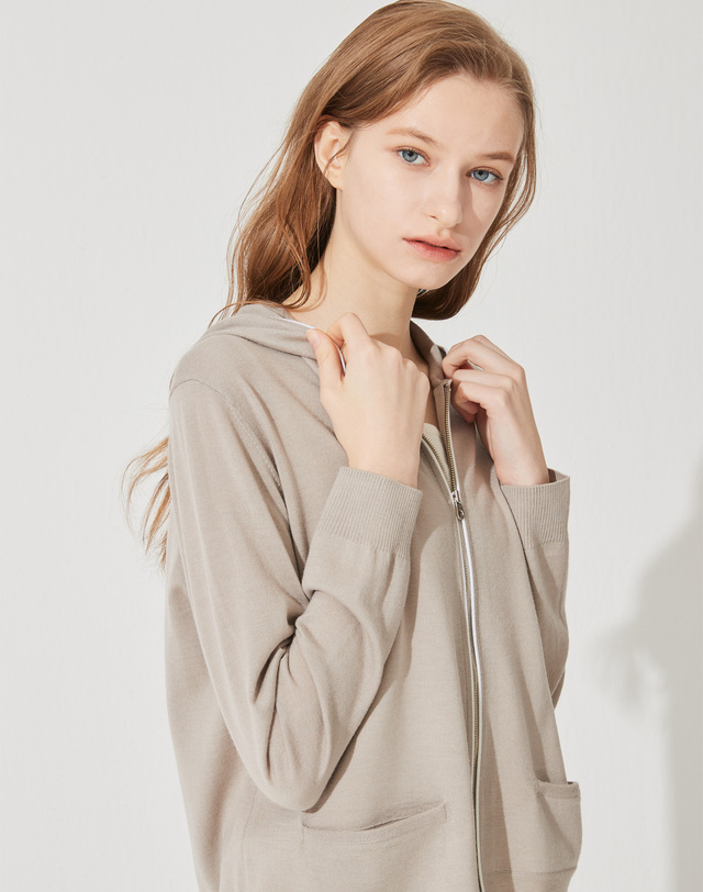 캐시미어하우스 [Murray Allan] Hooded zip-up cardigan_Mud(MD) M42WCD009MD 착용컷