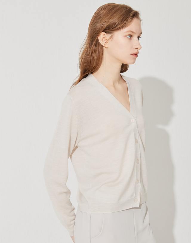 캐시미어하우스 [Murray Allan] Long V-neck cardigan_Sand Beige(SB) 착용컷