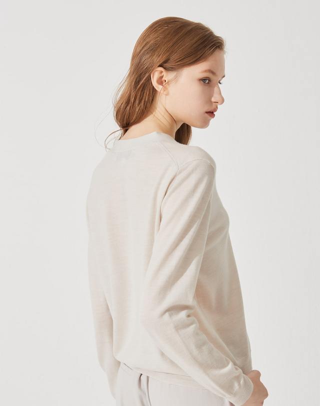캐시미어하우스 [Murray Allan] Long V-neck cardigan_Sand Beige(SB) 착용컷