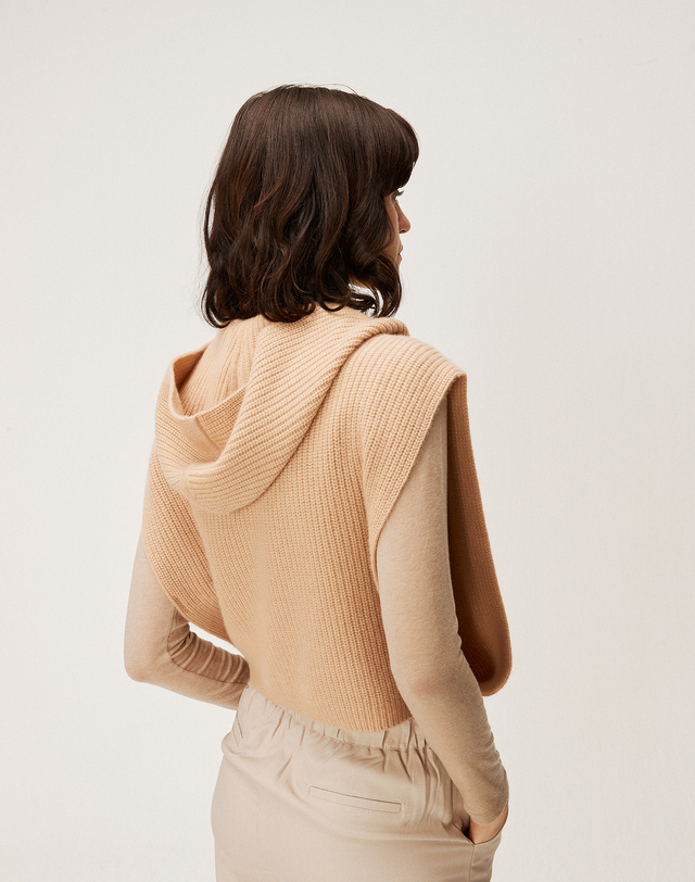 캐시미어하우스 [Murray Allan] 100%캐시미어 Hoody Warmer Vest_Camel (CA) M43WVT032CA 착용컷