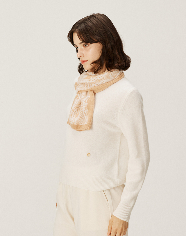 캐시미어하우스 [Murray Allan] 100%캐시미어 Diamond Texture Petit Scarf_Camel (CA)M43APE025CA 착용컷