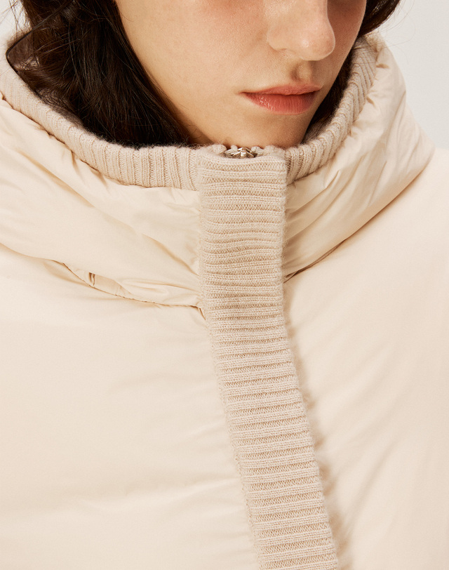 캐시미어하우스 [Murray Allan] 100%캐시미어 Hoody Goose down mix Jacket_ Skin Beige (SB) M43WOT020SB 착용컷