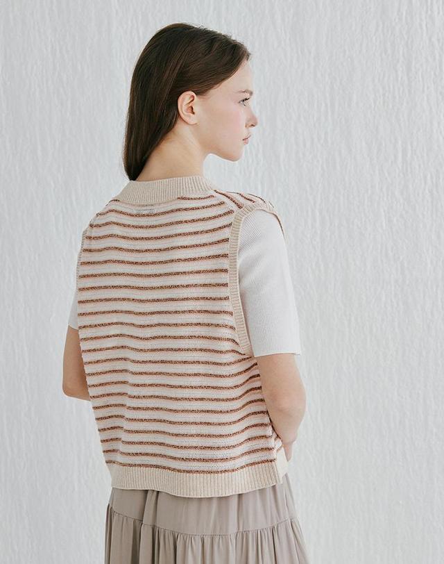 캐시미어하우스 [Murray Allan]Wave V-neck vest_ Beige(BE) M52WVT018BE 착용컷
