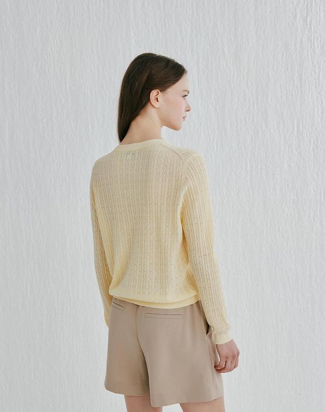 캐시미어하우스 [Murray Allan]Cable V-neck Cardigan_Yellow (YE) M52WCD012YE 착용컷