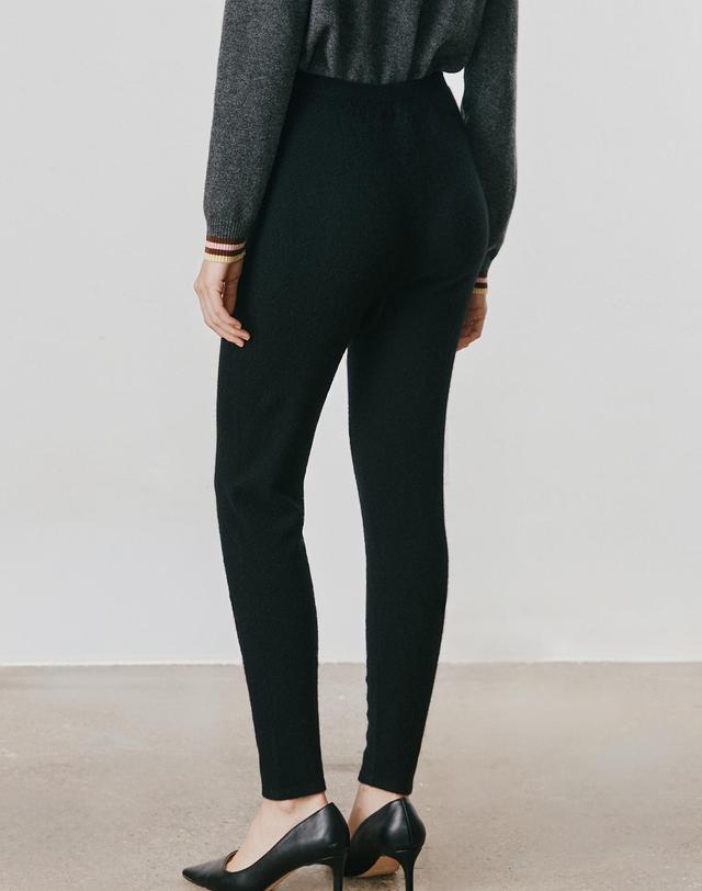 캐시미어하우스 [Murray Allan] 100%캐시미어 Cashmere Leggings_Black (BK) M53WPN035BK 착용컷